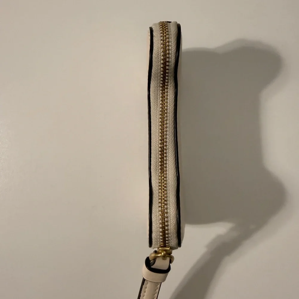 Coach Bone-Shaped Cream Coin Purse - Picture 4 of 6